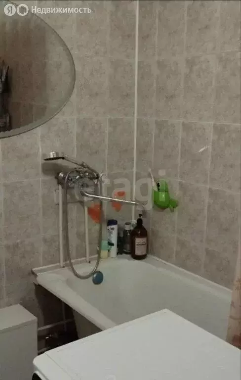 1-комнатная квартира: Омск, улица Дианова, 8/2 (36 м) - Фото 0