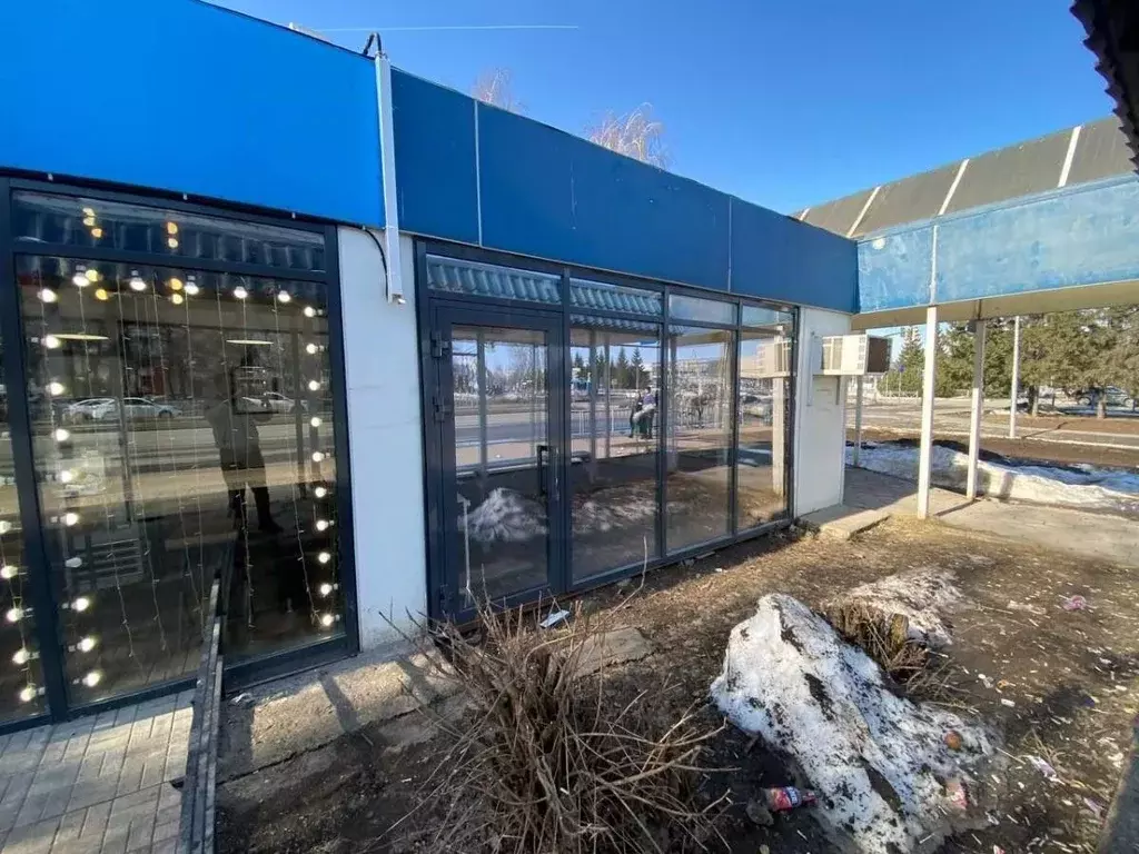 Помещение свободного назначения в Татарстан, Набережные Челны просп. ... - Фото 1