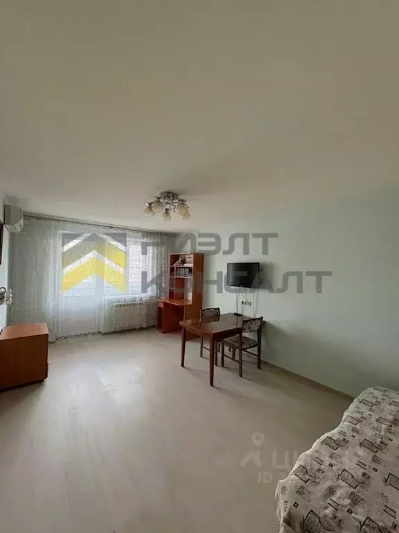 2-к кв. Омская область, Омск Радуга мкр, ул. Жуковского, 33/2 (54.0 м) - Фото 1