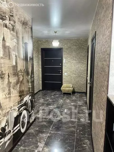 1-комнатная квартира: Уссурийск, Выгонная улица, 4 (56 м) - Фото 0