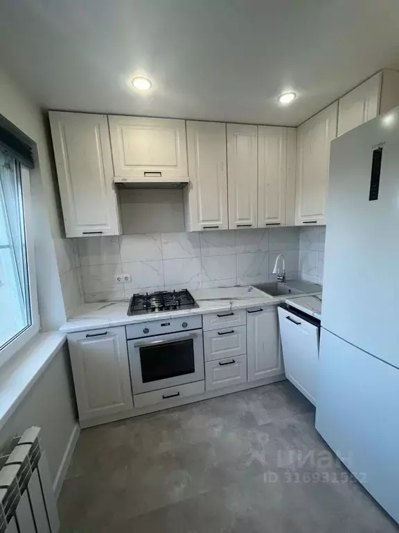 2-к кв. Краснодарский край, Сочи ул. Тимирязева, 2А (50.0 м) - Фото 0