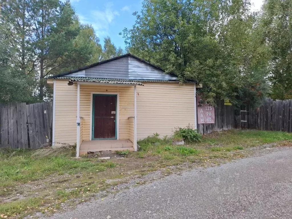 Дом в Свердловская область, Белоярский муниципальный округ, Колюткино ... - Фото 1