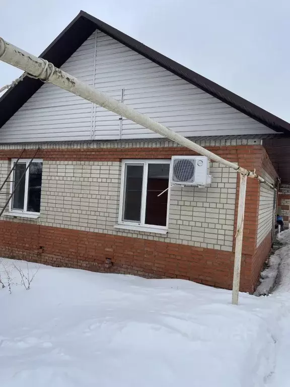 Дом в Саратовская область, Саратов ул. Имени Н.А. Островского, 7А (124 ... - Фото 1