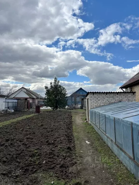 Дом в Волгоградская область, Краснослободск Среднеахтубинский район, ... - Фото 0