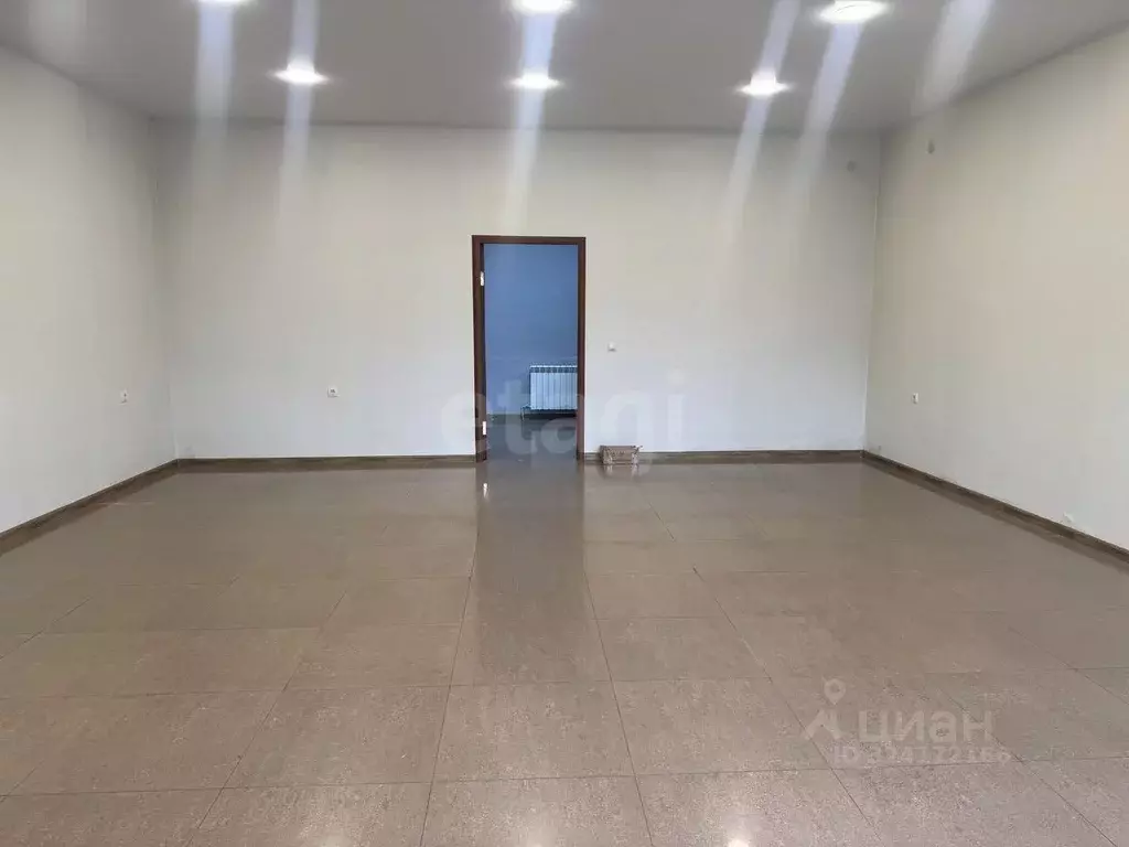 Торговая площадь в Северная Осетия, Владикавказ ул. Леваневского, 262 ... - Фото 2