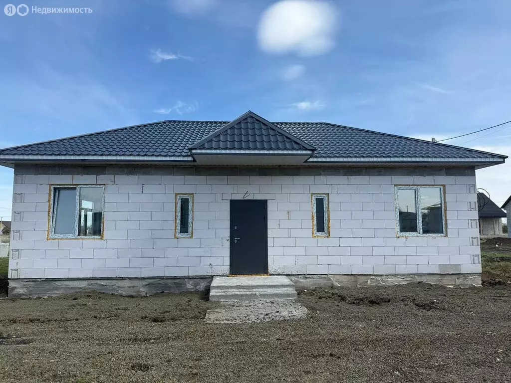 Дом в Красноармейский округ, деревня Круглое (109 м) - Фото 0