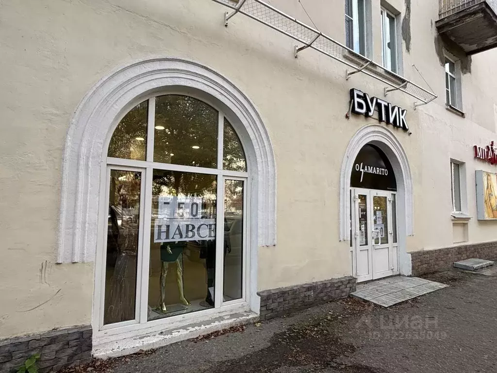Помещение свободного назначения в Марий Эл, Йошкар-Ола бул. Чавайна, ... - Фото 1