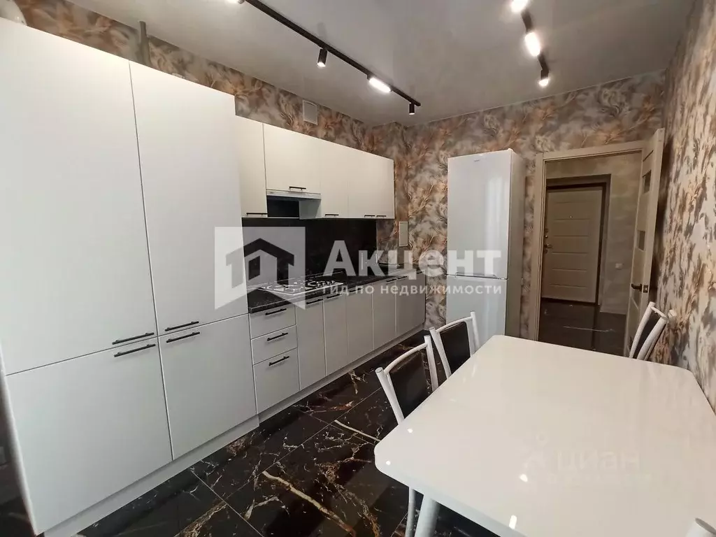 3-к кв. Ивановская область, Иваново ул. 3-я Южная, 7 (80.0 м) - Фото 2