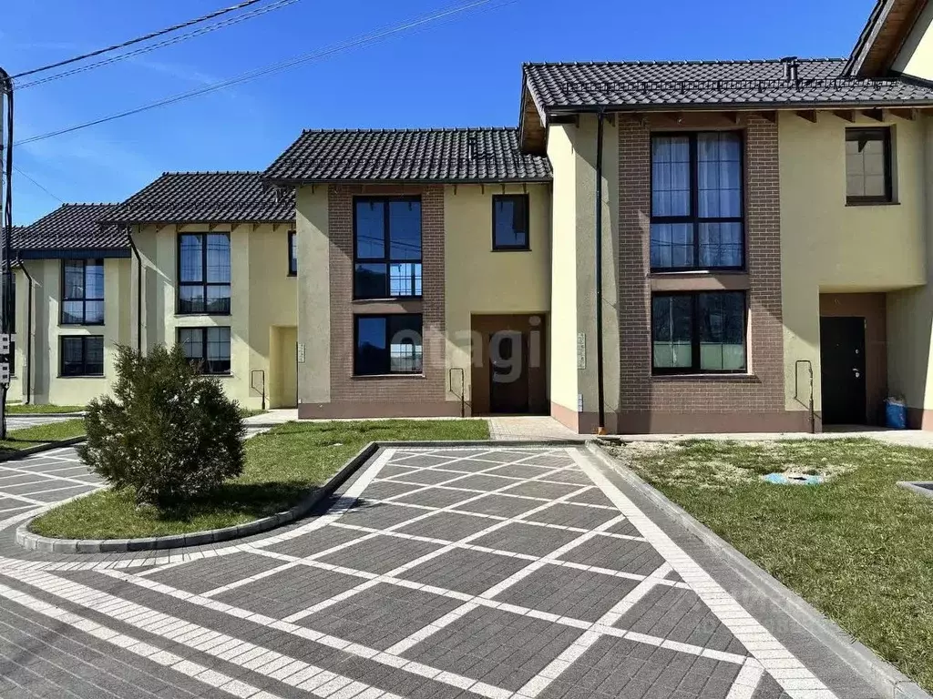 Таунхаус в Калининградская область, Гурьевск ул. Кузбасская, 12 (84 м) - Фото 1