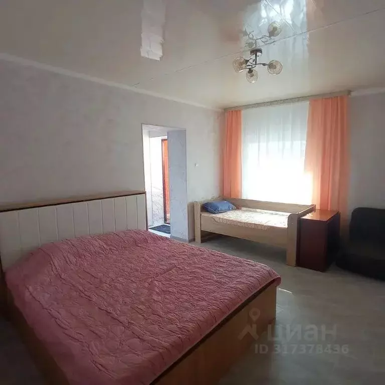 Комната Краснодарский край, Приморско-Ахтарск ул. Мира, 102 - Фото 1