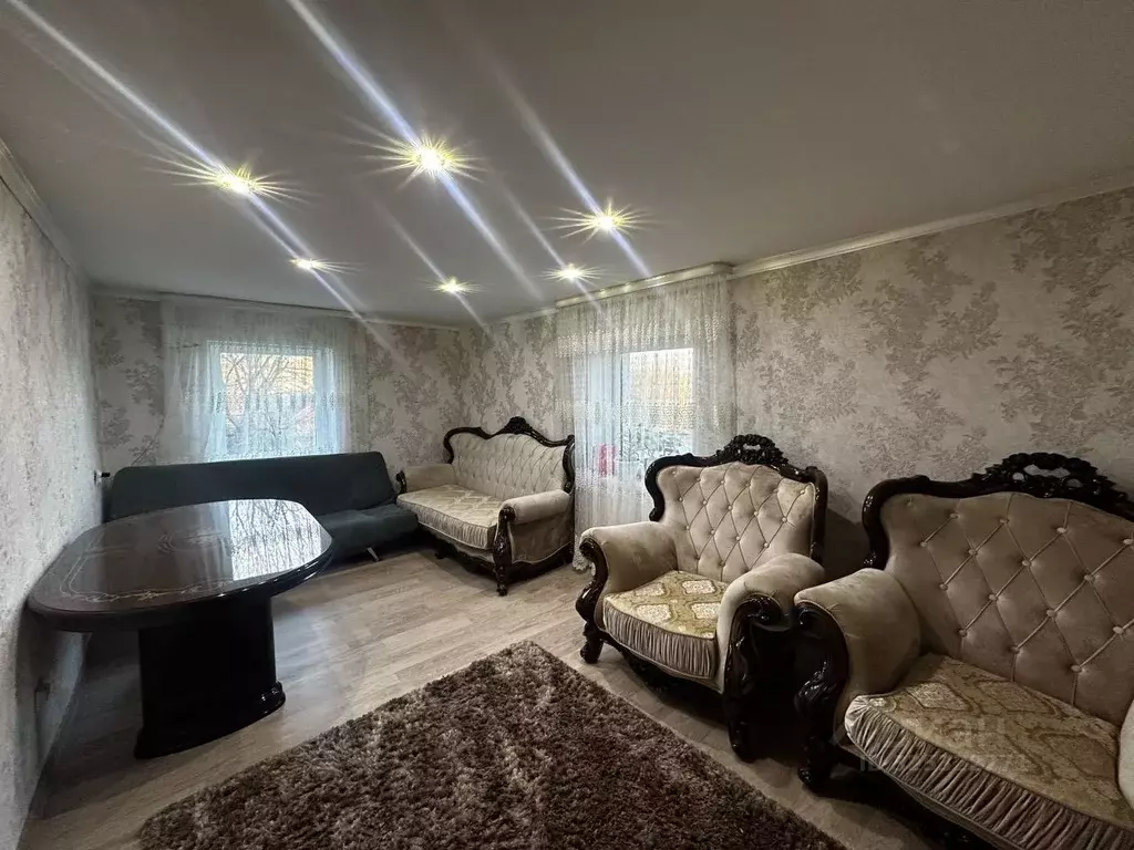 Дом в Калининградская область, Озерский муниципальный округ, пос. ... - Фото 1