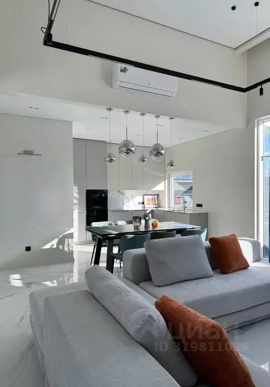Дом в Краснодарский край, Сочи ул. Пчеловодов, 55 (230 м) - Фото 1