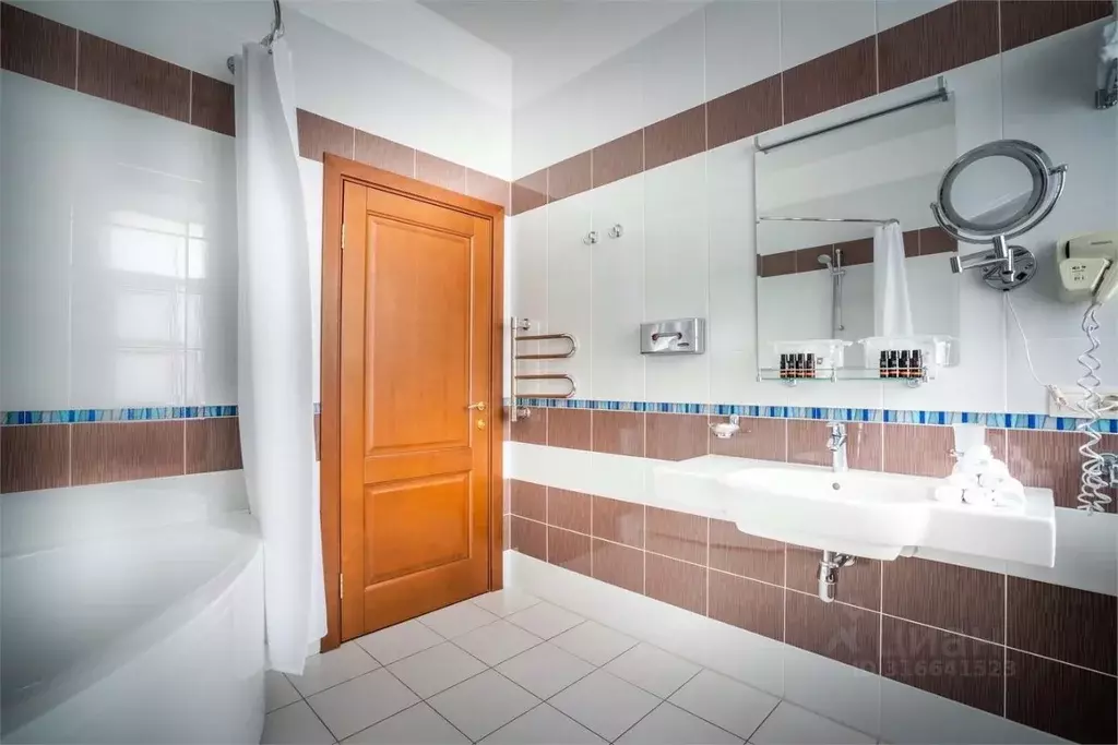 Комната Санкт-Петербург Адмиралтейский просп., 8 (60.0 м) - Фото 1