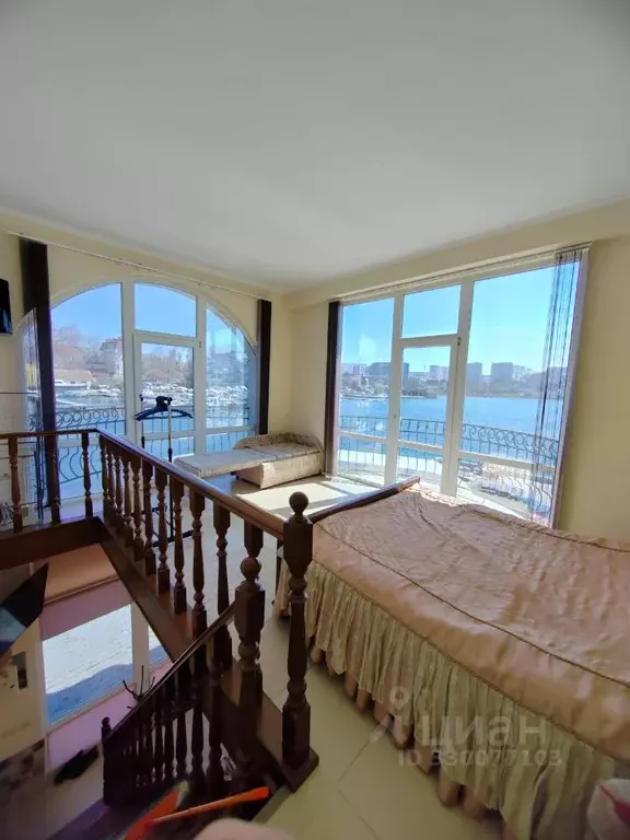 2-к кв. Севастополь ул. Летчиков, 3Е (55.0 м) - Фото 1