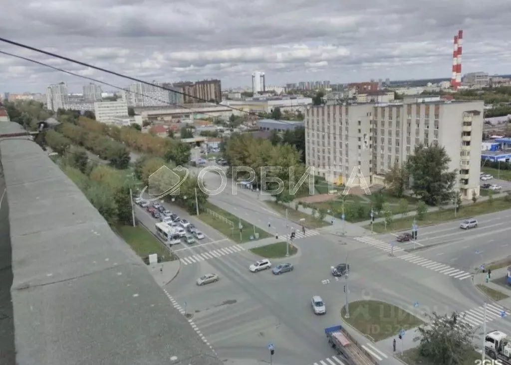 Помещение свободного назначения в Тюменская область, Тюмень ул. 50 лет ... - Фото 1