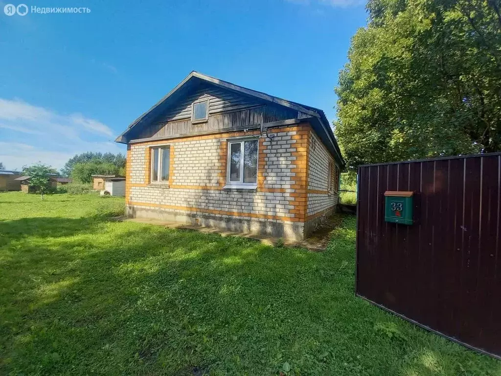 Дом в Псковский район, Логозовская волость, деревня Логозовичи (66.1 ... - Фото 0