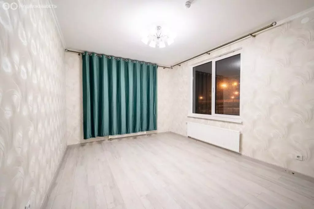 3-комнатная квартира: посёлок Шушары, Школьная улица, 15 (87 м) - Фото 1