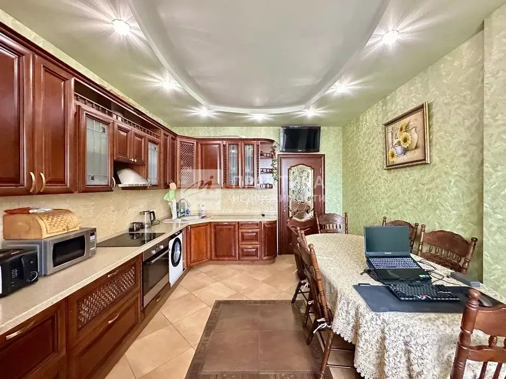 2-к кв. Московская область, Балашиха Первомайская ул., 8 (74.1 м) - Фото 1