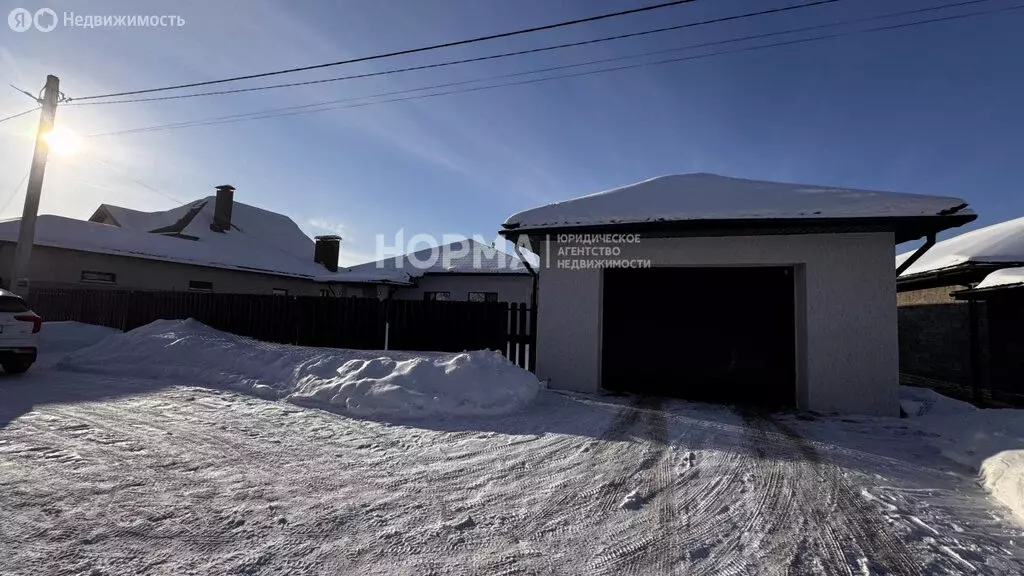 Дом в Октябрьский, улица Бахтияра Канкаева (120 м) - Фото 2