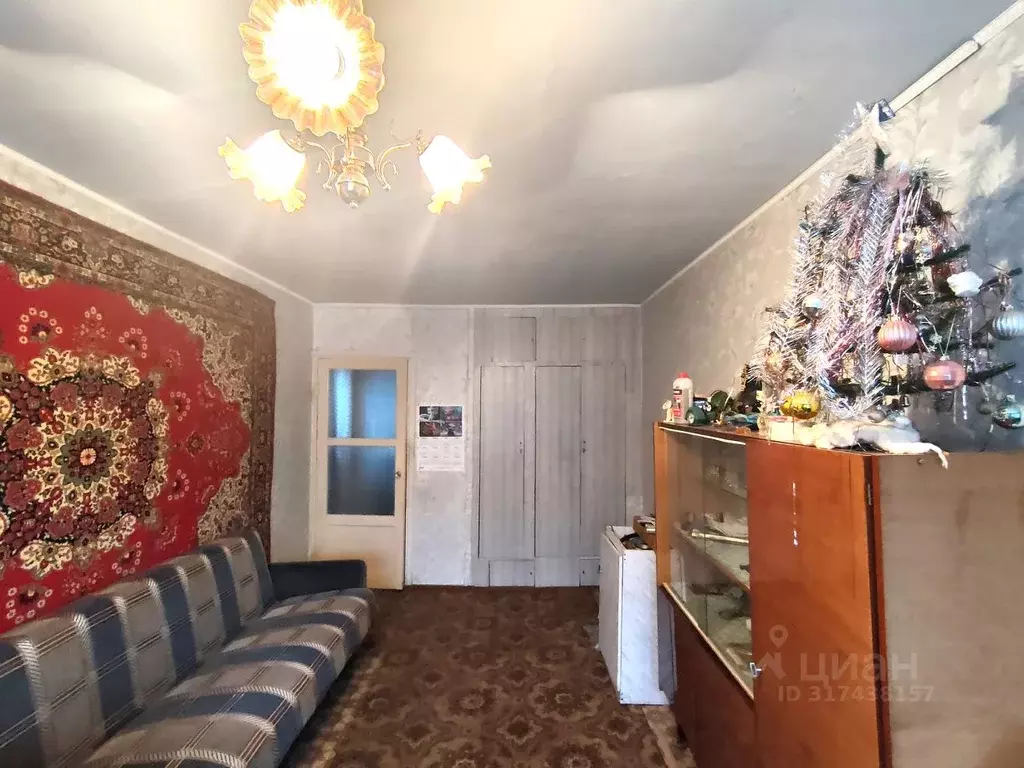 2-к кв. Омская область, Омск 3-й мкр, ул. Путилова, 7Б (47.0 м) - Фото 0