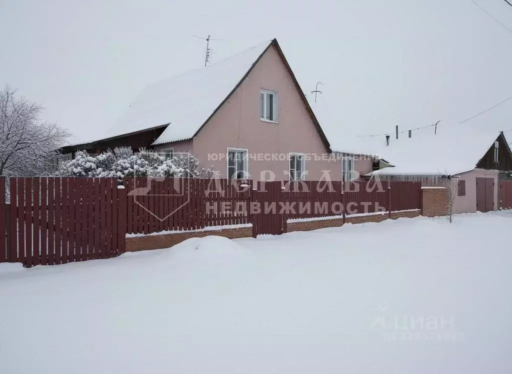 Дом в Кемеровская область, Промышленная пгт ул. Молодежная (147 м) - Фото 1