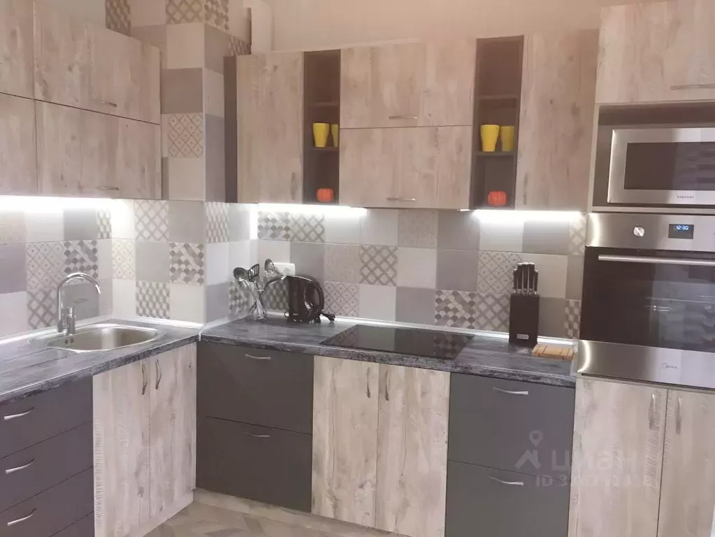 1-к кв. Крым, Симферополь просп. Победы, 36 (44.0 м) - Фото 1