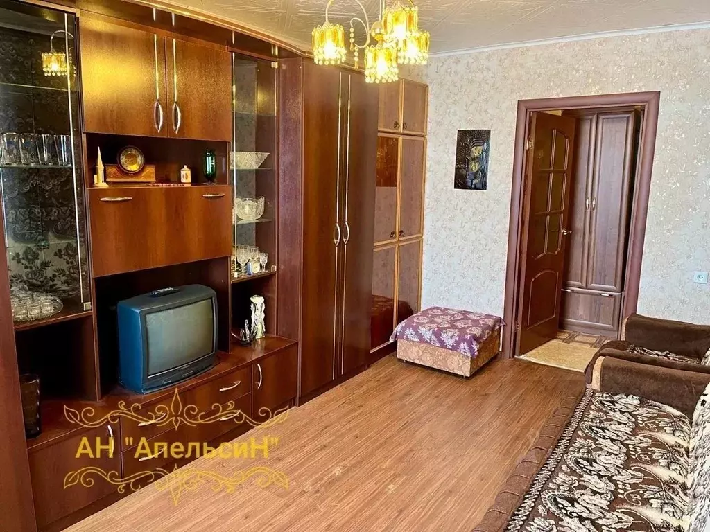 1-к кв. Ленинградская область, Тихвин 1А мкр, 49 (37.0 м) - Фото 2