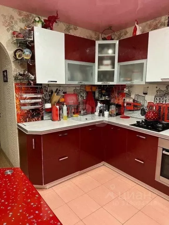 3-к кв. Ямало-Ненецкий АО, Новый Уренгой Мирный мкр, 2/4 (66.8 м) - Фото 1