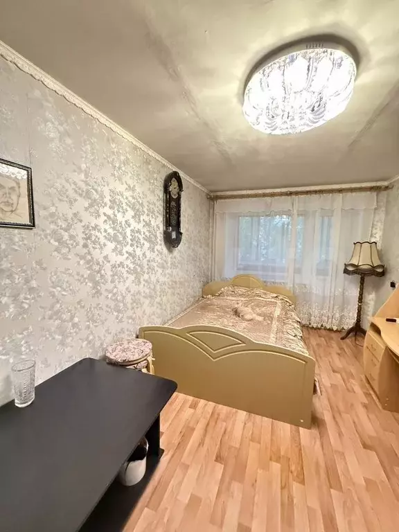 Комната 18 м в 2-к., 5/5 эт. - Фото 1