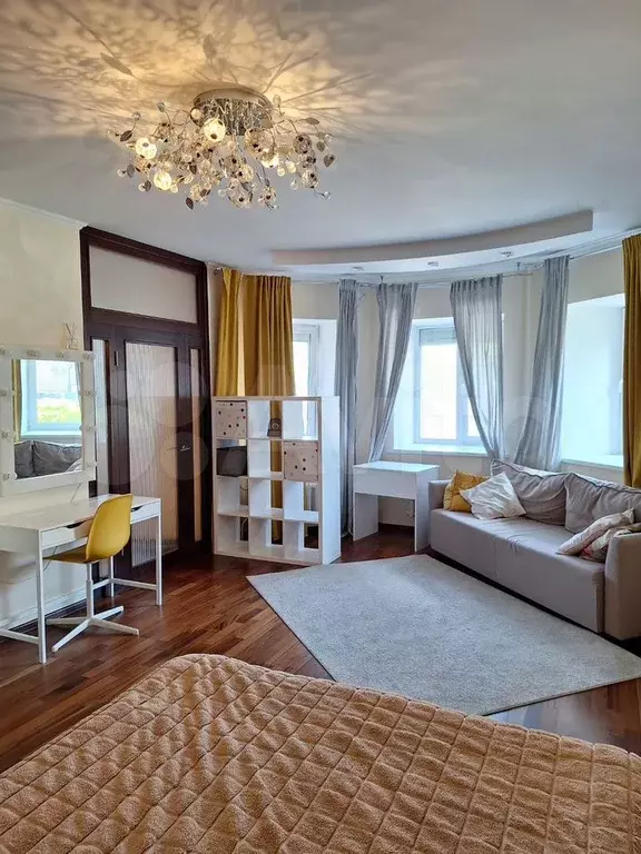 1-к. квартира, 54 м, 1/10 эт. - Фото 1