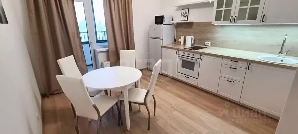 1-к кв. Свердловская область, Екатеринбург ул. Азина, 25 (45.0 м) - Фото 2