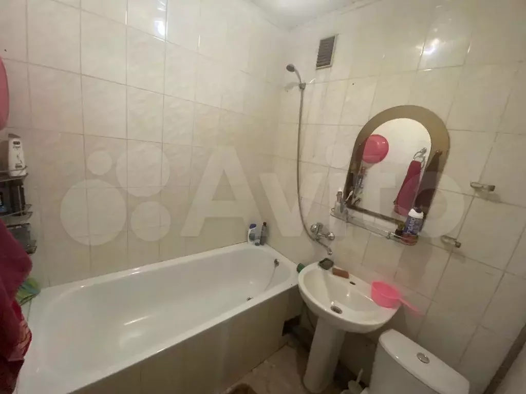 1-к. квартира, 30 м, 4/4 эт. - Фото 0