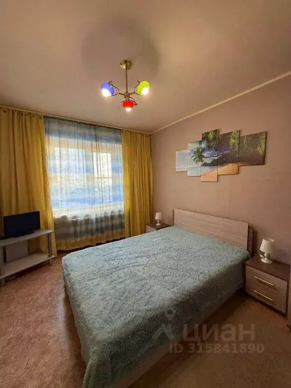 2-к кв. Пермский край, Чайковский Сосновая ул., 15 (55.0 м) - Фото 0
