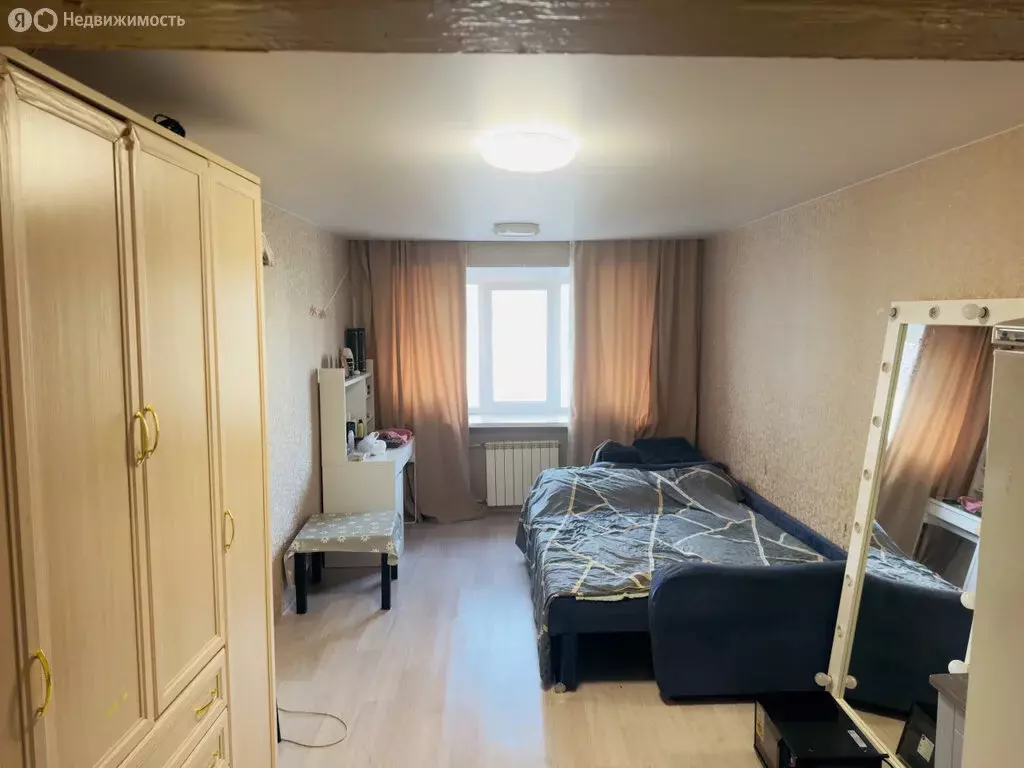 1к в 12-комнатной квартире (17.6 м) - Фото 1