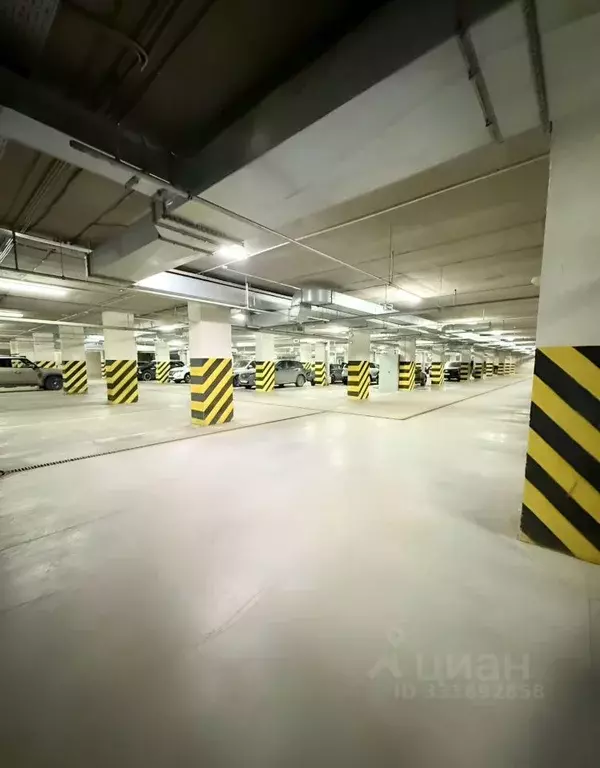 Гараж в Санкт-Петербург просп. Маршала Блюхера, 9к1 (15 м) - Фото 0