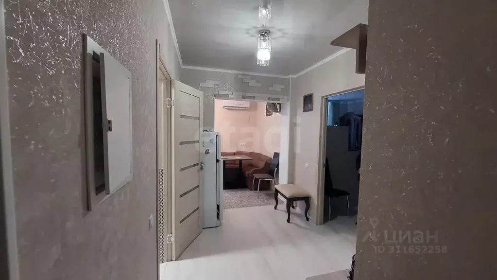 1-к кв. Крым, Феодосия ш. Симферопольское, 24Е (52.9 м) - Фото 0