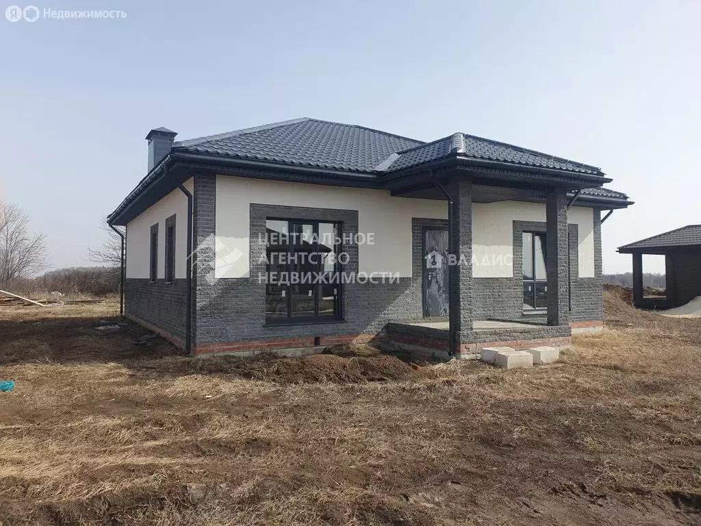 Дом в Екимовское сельское поселение, деревня Сергеевка (105 м) - Фото 0