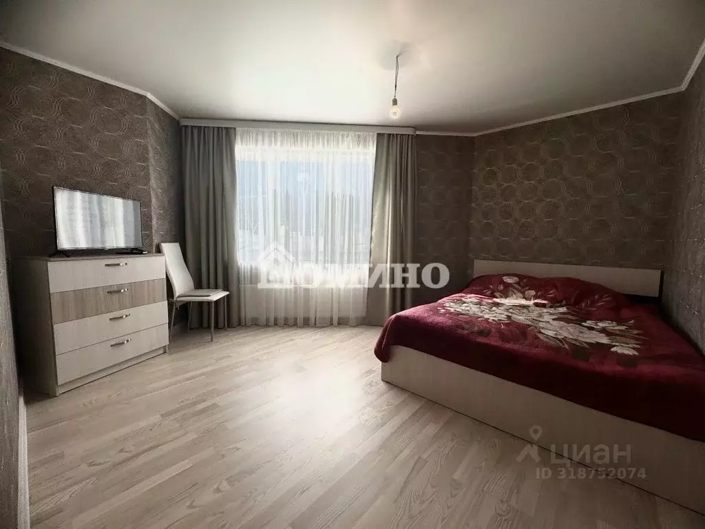 1-к кв. Тюменская область, Тюмень Ставропольская ул., 160 (40.2 м) - Фото 0