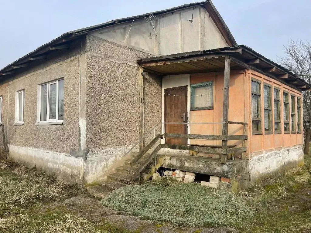 Дом в Калининградская область, Правдинский муниципальный округ, пос. ... - Фото 0