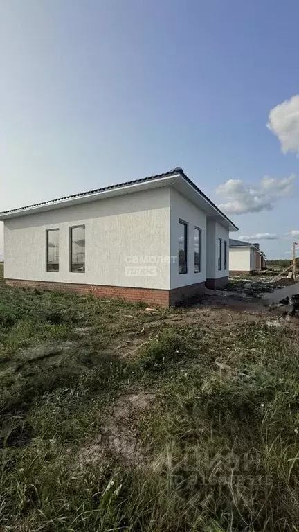 Дом в Курская область, Курский район, Клюквинский сельсовет, д. Долгое ... - Фото 0