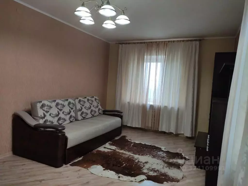 3-к кв. Смоленская область, Смоленск ул. Энгельса, 24 (97.0 м) - Фото 1