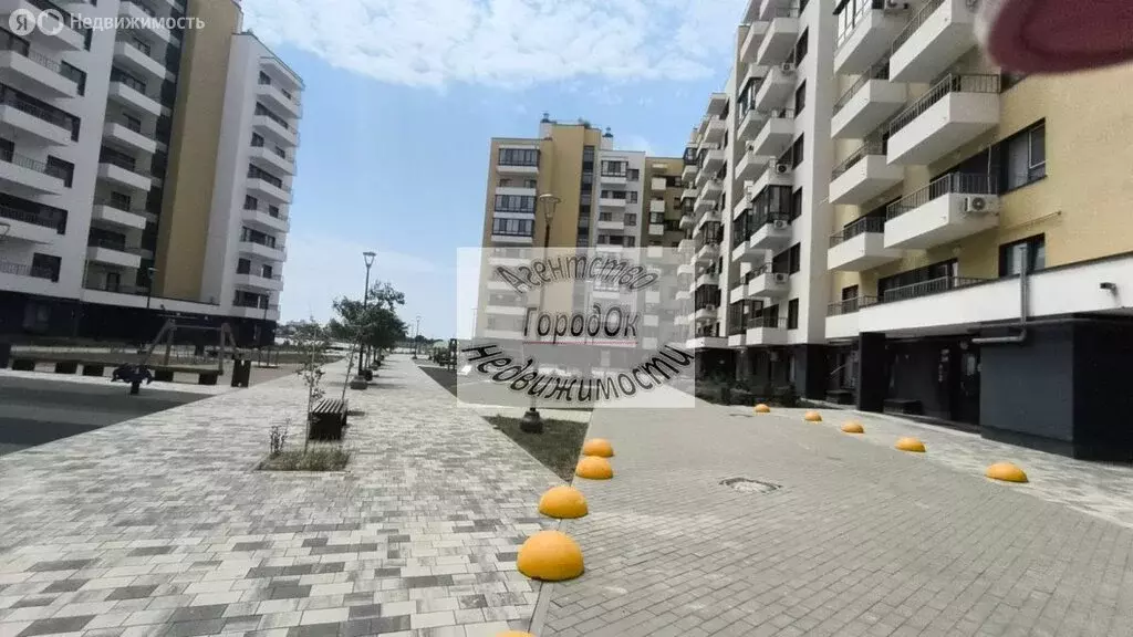 3-комнатная квартира: Саки, Набережная улица, 17 (81.2 м) - Фото 1