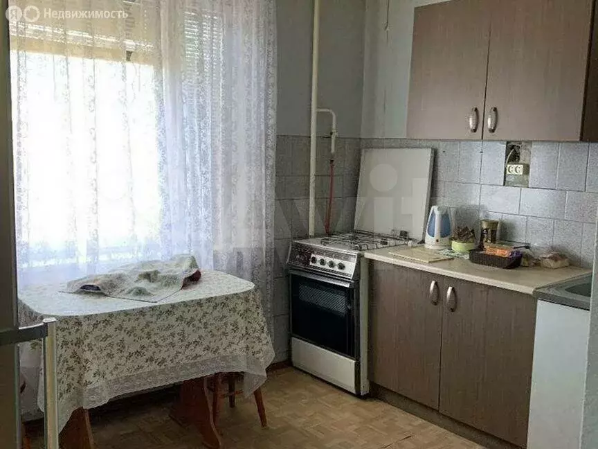 1-комнатная квартира: Калининград, улица Адмирала Макарова, 9 (40 м) - Фото 0
