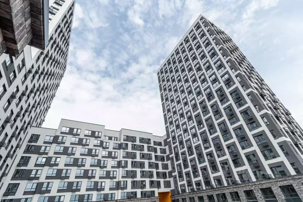 2-к кв. Тюменская область, Тюмень ул. Ветеранов Труда, 36к1 (58.9 м) - Фото 1