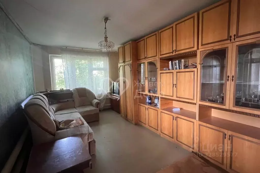 Дом в Волгоградская область, Дубовский район, Лозновское с/пос, с. ... - Фото 1