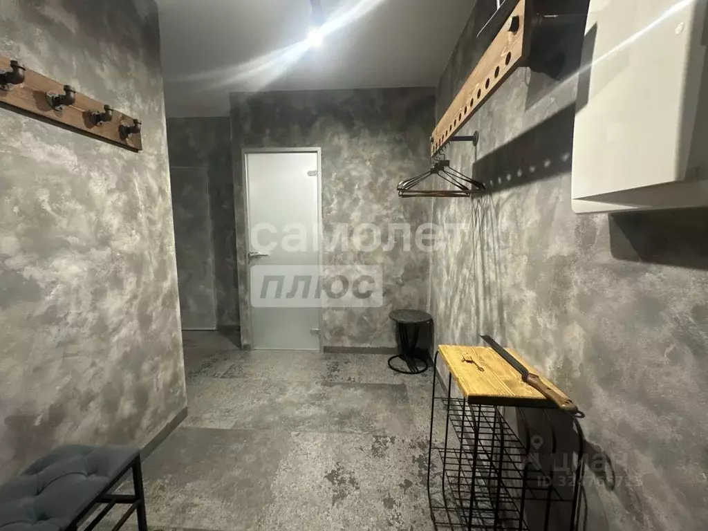 1-к кв. Волгоградская область, Волгоград ул. Пархоменко, 2 (60.0 м) - Фото 2