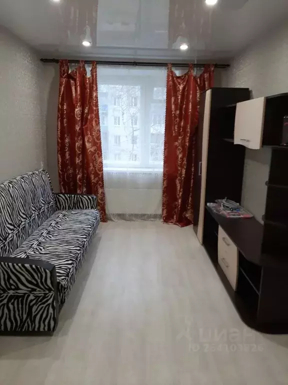 Комната Нижегородская область, Нижний Новгород ул. Бекетова, 4в - Фото 0