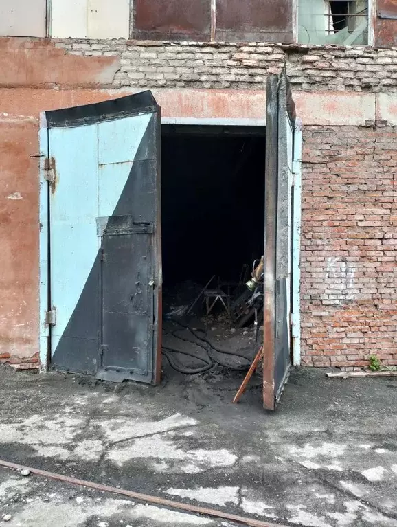 Помещение свободного назначения в Алтайский край, Барнаул просп. ... - Фото 2