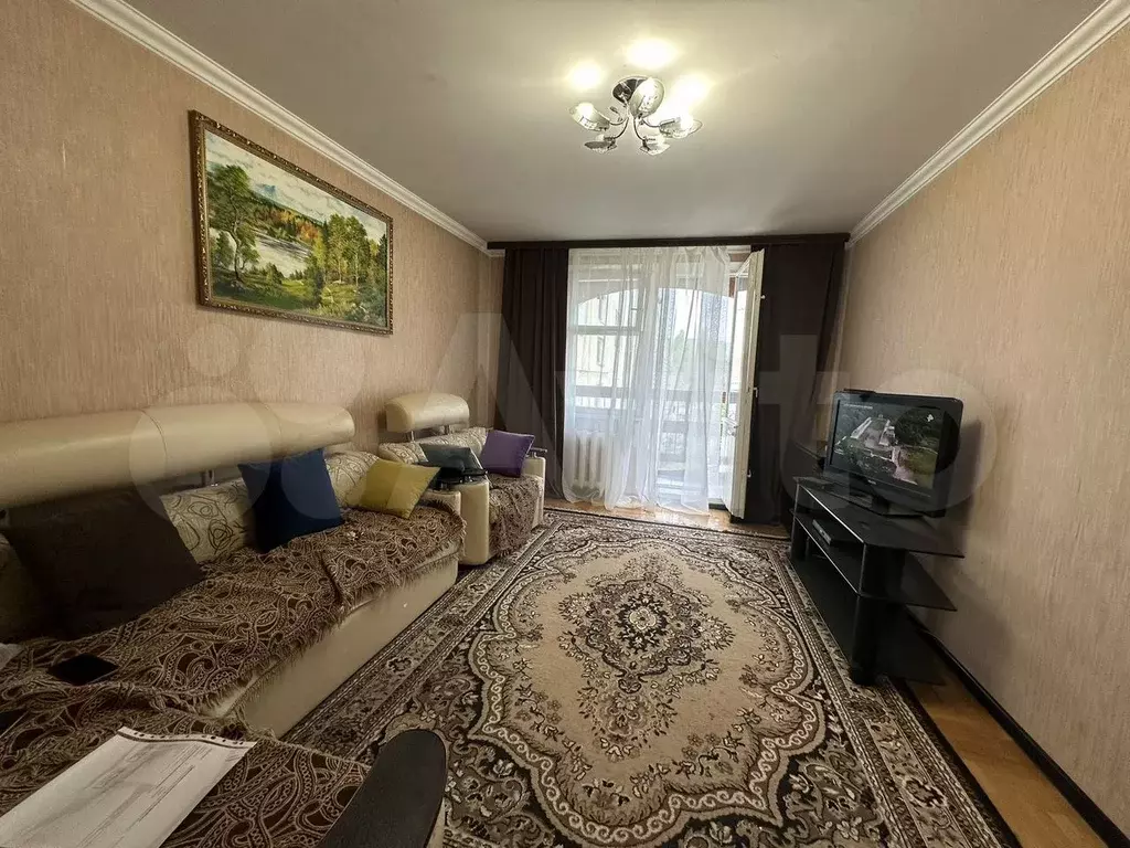 2-к. квартира, 56 м, 5/5 эт. - Фото 0