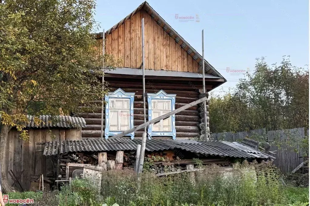 Дом в Свердловская область, Дегтярск ул. Просвещенцев, 22 (23 м) - Фото 1